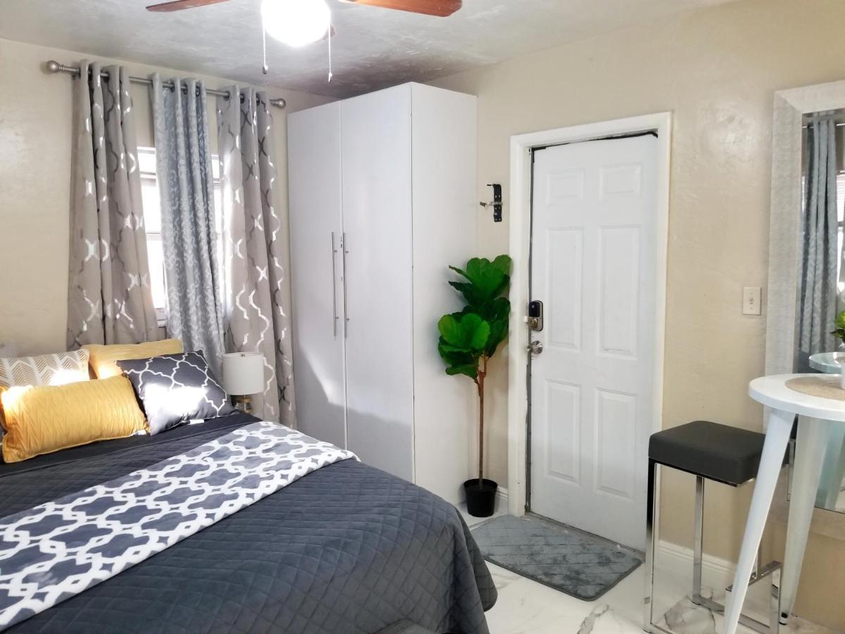 Glam Private Studio 4 Miles From Beach Hollywood Esterno foto