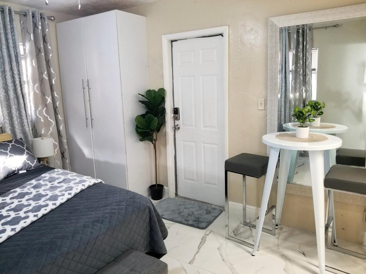 Glam Private Studio 4 Miles From Beach Hollywood Esterno foto